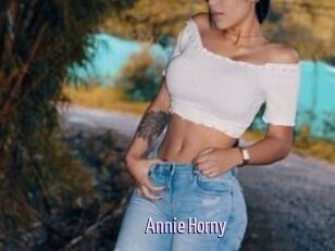 Annie_Horny