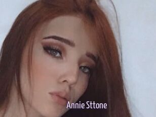 Annie_Sttone