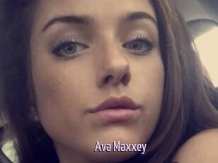 Ava_Maxxey