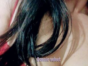 Bonnie_velvet