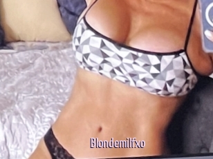 Blondemilfxo