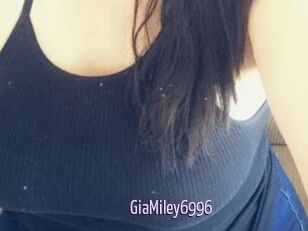 GiaMiley6996