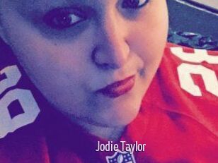 Jodie_Taylor