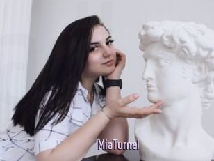 MiaTurnel