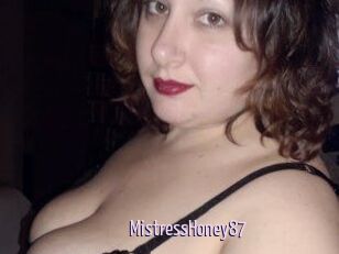 MistressHoney87