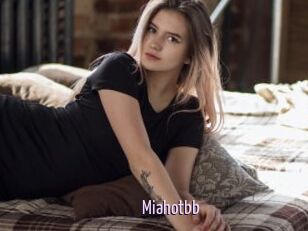 Miahotbb