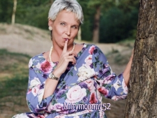 Milfymommy52