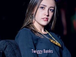 Twiggy_Banks