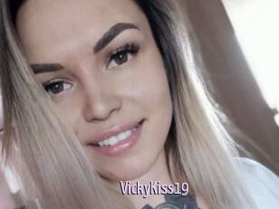 VickyKiss19